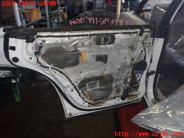 2UPJ-9238571320]クラウン 4ドア ハードトップ(MS135)左後ドア 中古_4