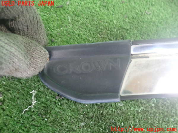 2UPJ-9238571400]クラウン 4ドア ハードトップ(MS135)右サイドバイザー 中古_2