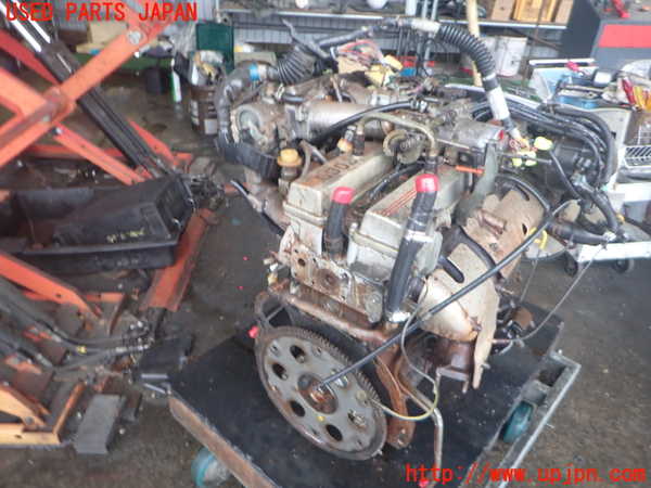 2UPJ-9238572010]クラウン 4ドア ハードトップ(MS135)エンジン 7M 中古_2