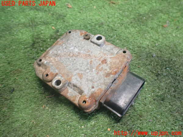 2UPJ-9238572611]クラウン 4ドア ハードトップ(MS135)パワートランジスタ(イグナイター) 中古_2