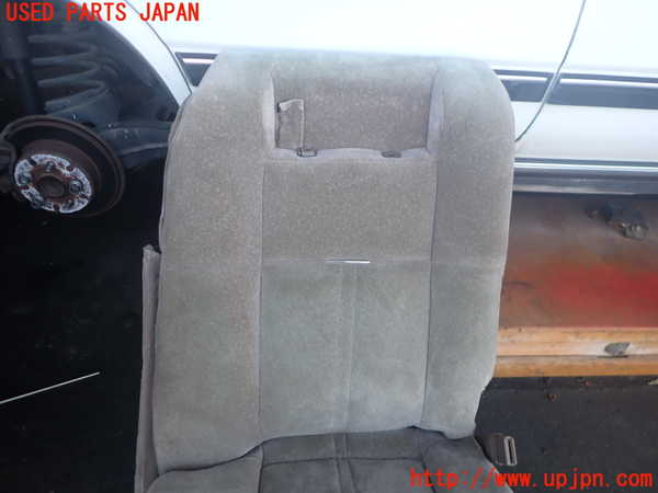 2UPJ-9238577145]クラウン 4ドア ハードトップ(MS135)右2列目シート 中古_2