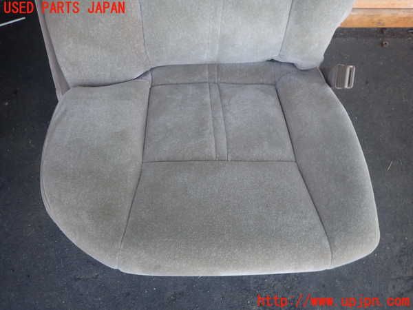 2UPJ-9238577145]クラウン 4ドア ハードトップ(MS135)右2列目シート 中古_3