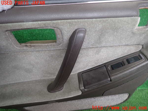 2UPJ-9238571324]クラウン 4ドア ハードトップ(MS135)左後ドア内張り 中古_2