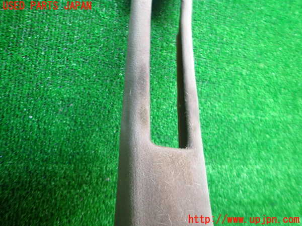 2UPJ-9238577665]クラウン 4ドア ハードトップ(MS135)右センターピラートリム 中古_2