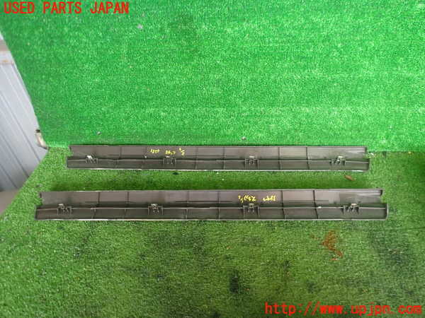 2UPJ-9238577740]クラウン 4ドア ハードトップ(MS135)スカッフプレート 中古_2