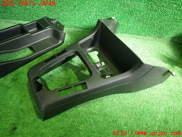 1UPJ-9238587540]BMW 318ti E36(CG19)センターコンソール 中古_2
