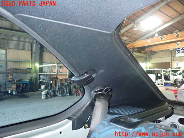 1UPJ-9238587675]BMW 318ti E36(CG19)右リアピラートリム 中古_2