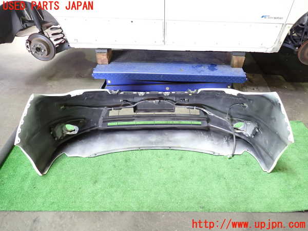 1UPJ-9238591010]セレナ Sハイブリッド(HFC26)フロントバンパー 中古_4