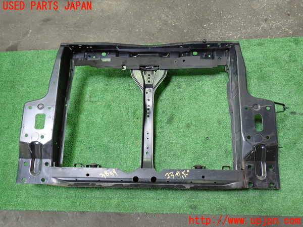 1UPJ-9238591041]セレナ Sハイブリッド(HFC26)コアサポート 中古_2