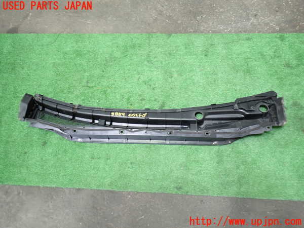 1UPJ-9238591190]セレナ Sハイブリッド(HFC26)カウルトップ 中古_2