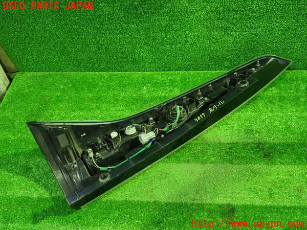 1UPJ-9238591530]セレナ Sハイブリッド(HFC26)右テールランプ 中古_3