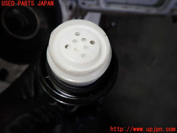 1UPJ-9238591690]セレナ Sハイブリッド(HFC26)フューエルリッド 中古_3