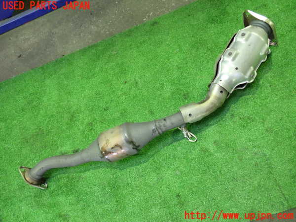 1UPJ-9238592661]セレナ Sハイブリッド(HFC26)触媒1 中古_2