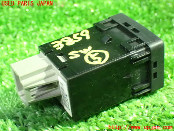 1UPJ-9238596310]セレナ Sハイブリッド(HFC26)スイッチ5 (ECO) 中古_2