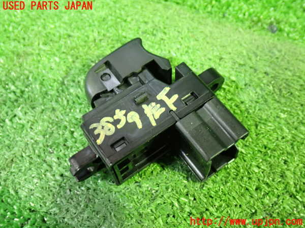 1UPJ-9238596245]セレナ Sハイブリッド(HFC26)左前パワーウィンドウスイッチ 中古_2
