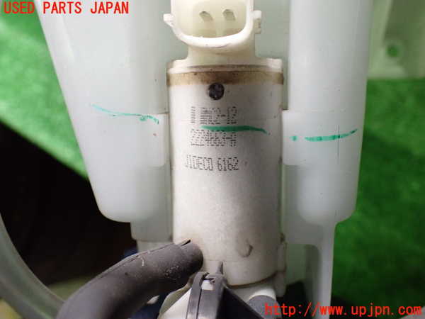 1UPJ-9238596791]セレナ Sハイブリッド(HFC26)ウォッシャータンク1 中古_3
