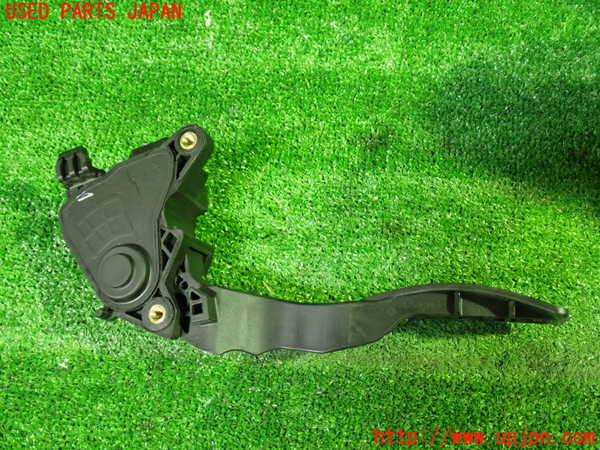 1UPJ-9238596381]セレナ Sハイブリッド(HFC26)センサー1 （アクセルペダル） 中古_2