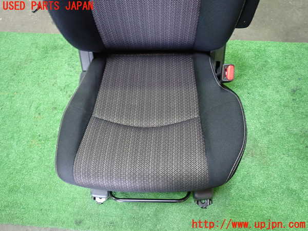 1UPJ-9238597035]セレナ Sハイブリッド(HFC26)運転席シート 中古_3