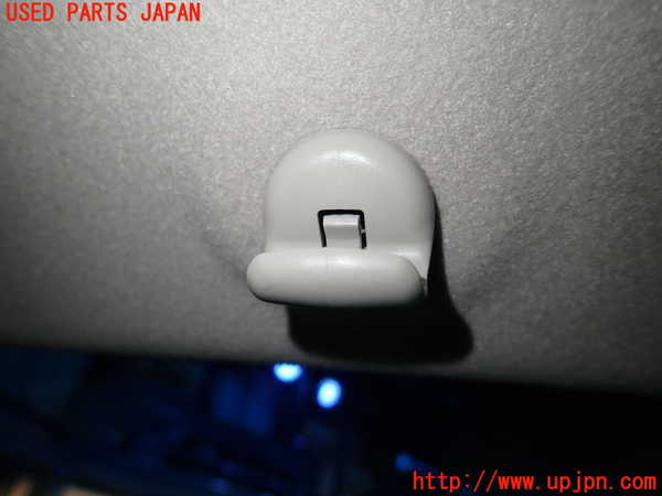 1UPJ-9238597630]セレナ Sハイブリッド(HFC26)室内サンバイザー左側 中古_4