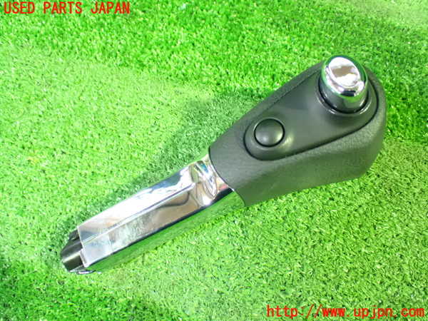 1UPJ-9238597570]セレナ Sハイブリッド(HFC26)シフトノブ 中古_2