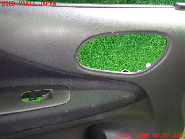 1UPJ-9238591264]セレナ Sハイブリッド(HFC26)左前ドア内張り 中古_2