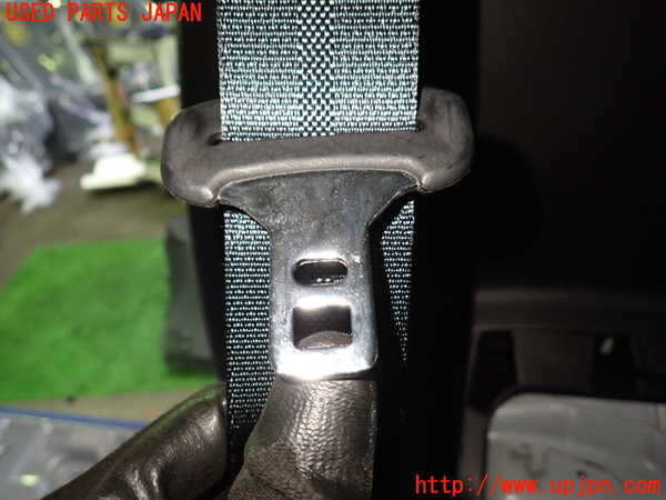 1UPJ-9238597155]セレナ Sハイブリッド(HFC26)右2列目シートベルト 中古_2