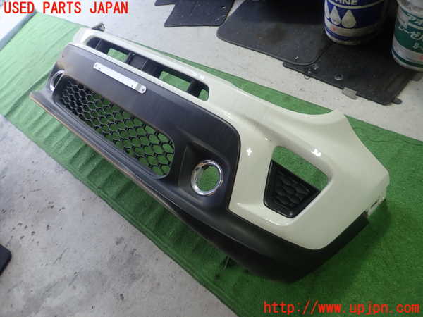 1UPJ-9238601010]ジープ・レネゲード(BV13PM)フロントバンパー 中古_2