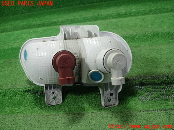 1UPJ-9238601160]ジープ・レネゲード(BV13PM)右ウィンカーレンズ 中古_2