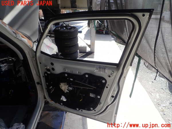1UPJ-9238601230]ジープ・レネゲード(BV13PM)右前ドア ジャンク_3