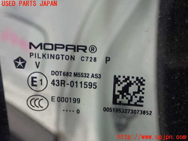 1UPJ-9238601290]ジープ・レネゲード(BV13PM)右後ドア 中古 SAINT-GOBAIN SEKURIT M5532 43R-011595_3