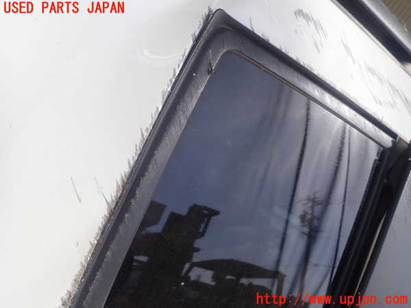 1UPJ-9238601380]ジープ・レネゲード(BV13PM)右クォーターガラス 中古_2