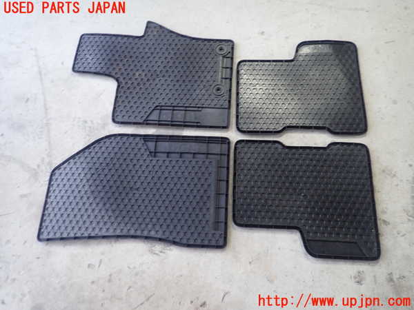 1UPJ-9238607800]ジープ・レネゲード(BV13PM)フロアマット 中古_3