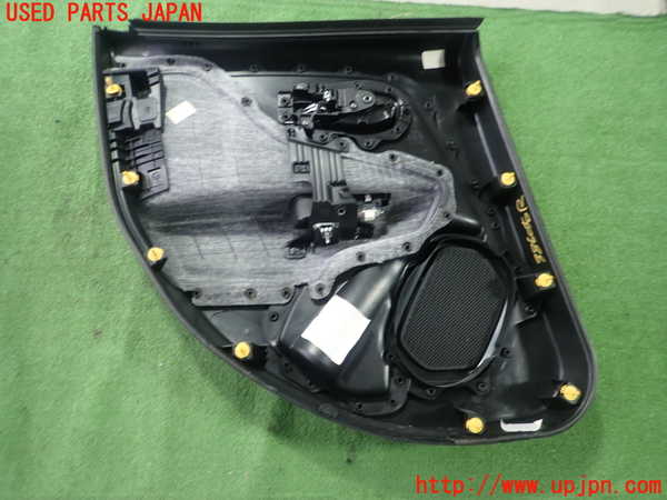 1UPJ-9238601294]ジープ・レネゲード(BV13PM)右後ドア内張り 中古_3