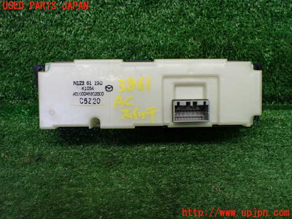 1UPJ-9238616066]ロードスター(NCEC)エアコンスイッチ1 中古_2
