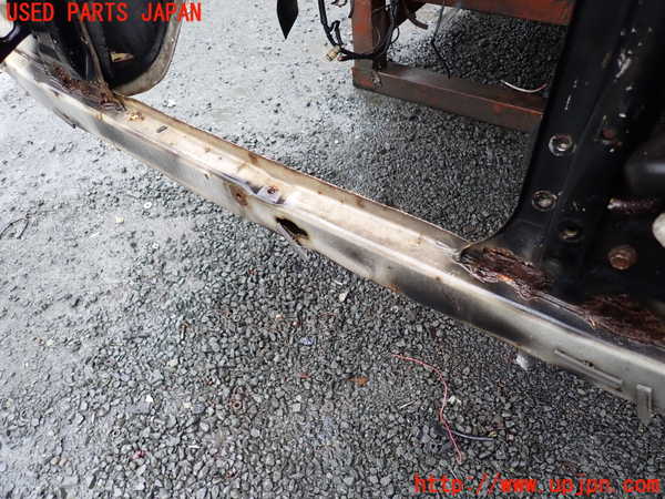 1UPJ-9238621041]ランクル60系(HJ61V(改))コアサポート 中古_4