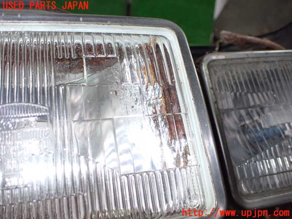 1UPJ-9238621132]ランクル60系(HJ61V(改))左ヘッドライト ハロゲン 中古_3