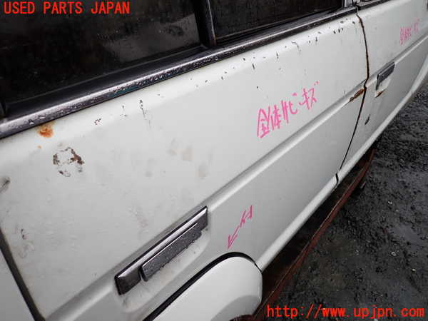 1UPJ-9238621290]ランクル60系(HJ61V(改))右後ドア 中古_4