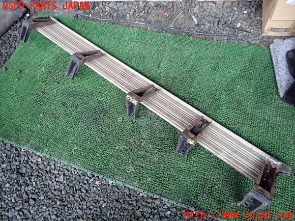 1UPJ-9238621390]ランクル60系(HJ61V(改))右サイドステップ 中古_2