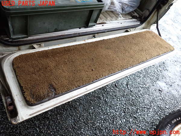 1UPJ-9238621500]ランクル60系(HJ61V(改))トランク 中古_3