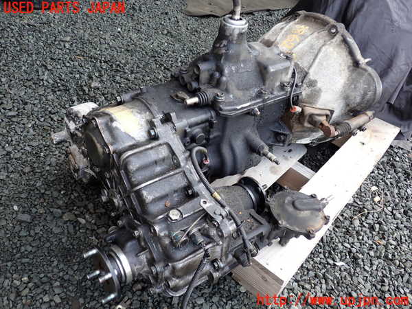 1UPJ-9238623200]ランクル60系(HJ61V(改))ミッション MT 12H-T 4WD 中古_2