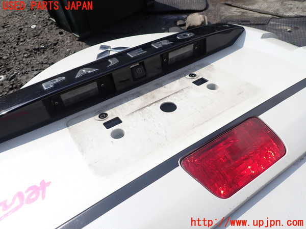 1UPJ-9238631559]パジェロ(V88W)リアフィニッシャー 中古_3