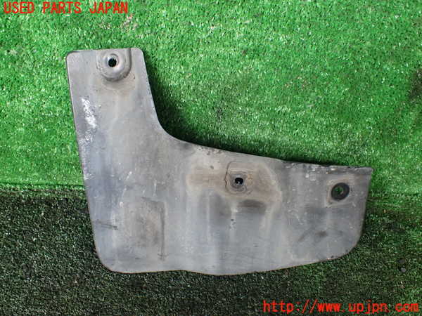 1UPJ-9238631452]パジェロ(V88W)左フロントマッドガード(泥除け) 中古_2
