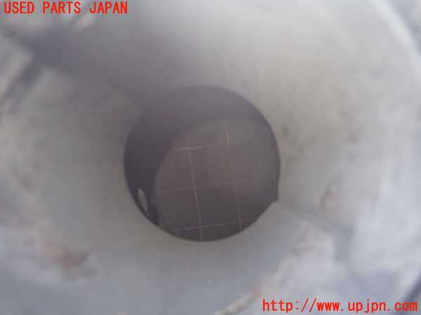 1UPJ-9238632662]パジェロ(V88W)触媒2 中古_4
