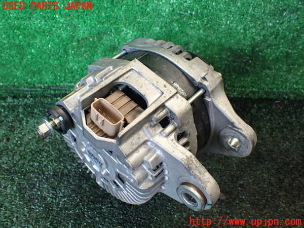 1UPJ-9238636015]パジェロ(V88W)オルタネーター(ダイナモ) 中古_2