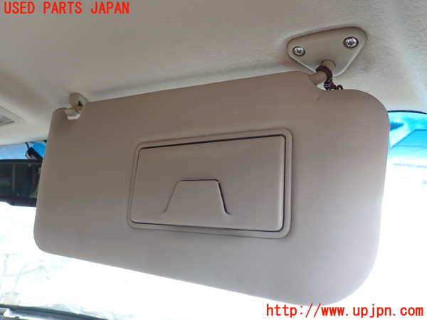 1UPJ-9238637625]パジェロ(V88W)室内サンバイザー右側 中古_2
