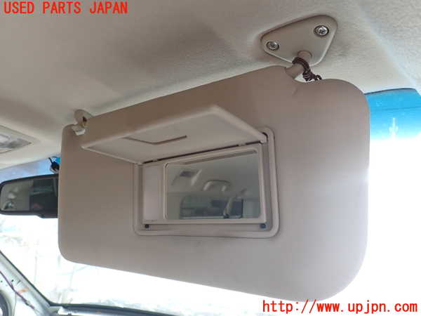 1UPJ-9238637625]パジェロ(V88W)室内サンバイザー右側 中古_3