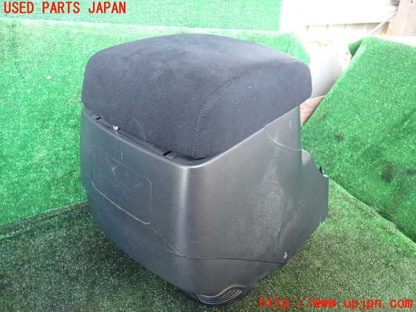 1UPJ-9238637540]パジェロ(V88W)センターコンソール 中古_3