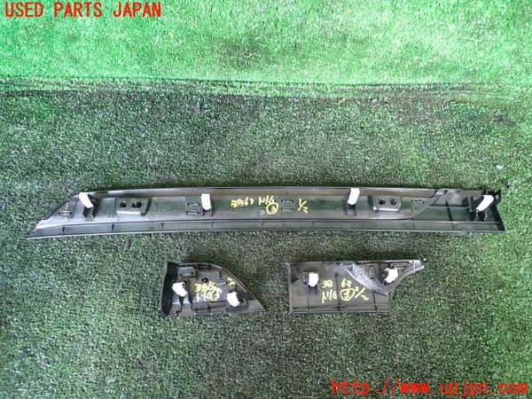 1UPJ-9238637693]パジェロ(V88W)内装トリム類3 中古_2