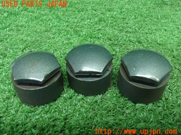 3UPJ=9238650967]アウディA3 スポーツバック 30TFSI(GYDLA 8Y系)純正 8W0 600 026 D ホイールボルトカバー 中古_4