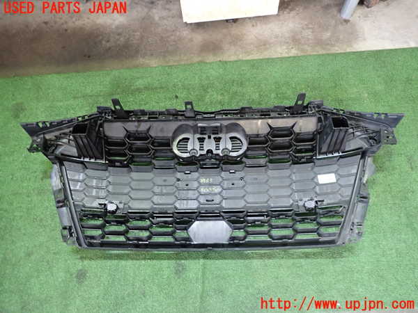 2UPJ-9238651050]アウディ・A3 スポーツバック(GYDLA)ラジエターグリル 中古_2